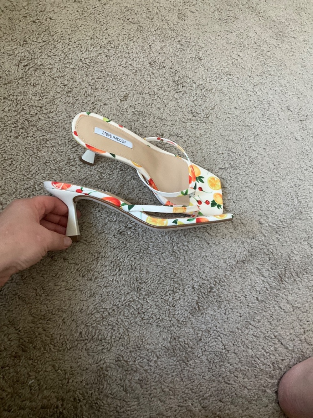 Steve Madden Allies Fruit Print Thong Dress Sandals - Picture 3 of 7